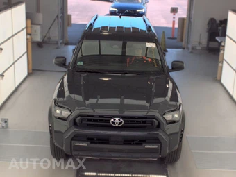 2025 Toyota 4Runner SR5 - miniatura 2