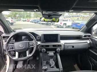 2025 Toyota 4Runner SR5 - miniatura 11