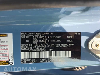 2025 Toyota 4Runner SR5 - miniatura 22