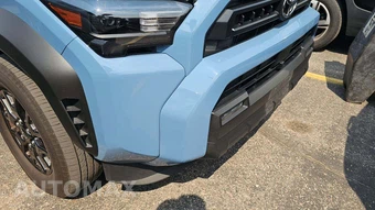 2025 Toyota 4Runner SR5 - miniatura 25
