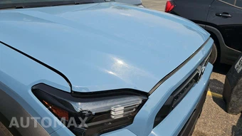 2025 Toyota 4Runner SR5 - miniatura 26