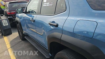 2025 Toyota 4Runner SR5 - miniatura 31