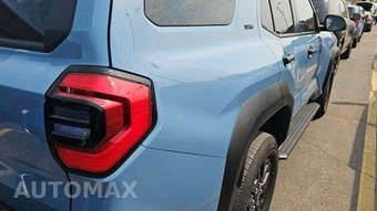 2025 Toyota 4Runner SR5 - miniatura 36