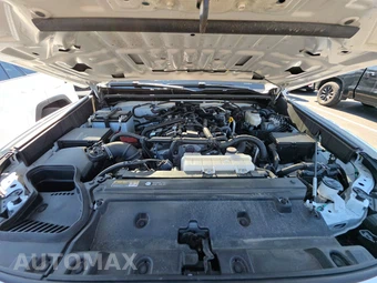 2025 Toyota 4Runner SR5 - miniatura 15