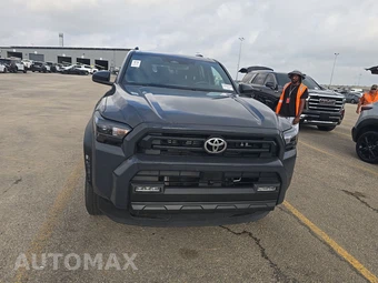 2025 Toyota 4Runner SR5 - miniatura 2