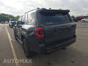 2025 Toyota 4Runner SR5 - miniatura 6