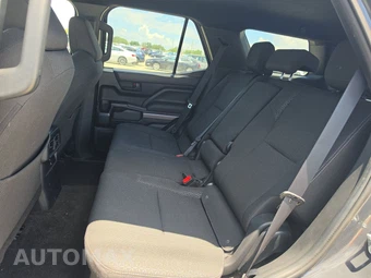2025 Toyota 4Runner SR5 - miniatura 13
