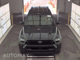 2025 Toyota 4Runner SR5 - miniatura 2