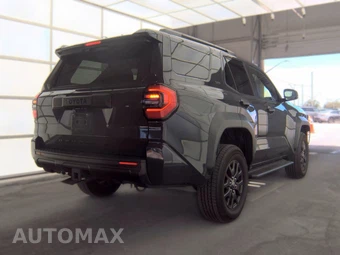 2025 Toyota 4Runner SR5 - miniatura 4
