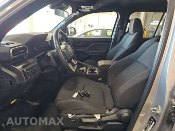 2025 Toyota 4Runner SR5 - miniatura 7