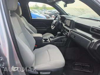 2025 Toyota 4Runner SR5 - miniatura 14
