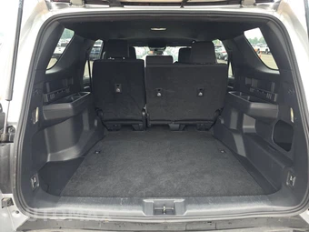 2025 Toyota 4Runner SR5 - miniatura 16