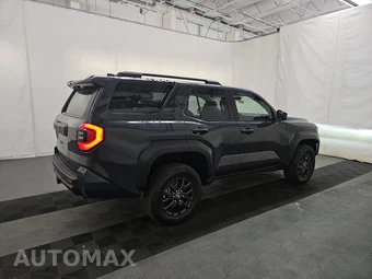 2025 Toyota 4Runner SR5 - miniatura 4