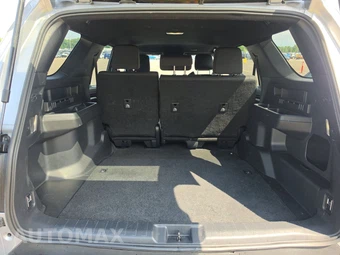 2025 Toyota 4Runner SR5 - miniatura 16
