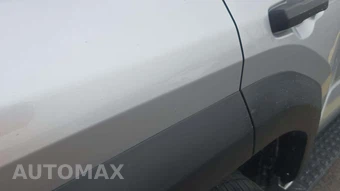2025 Toyota 4Runner SR5 - miniatura 20