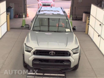 2025 Toyota 4Runner SR5 - miniatura 2
