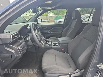 2025 Toyota 4Runner SR5 - miniatura 13