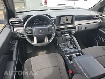 2025 Toyota 4Runner SR5 - miniatura 14