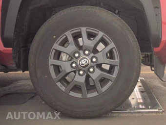 2025 Toyota 4Runner SR5 - miniatura 10