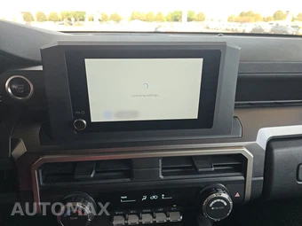 2025 Toyota 4Runner SR5 - miniatura 17