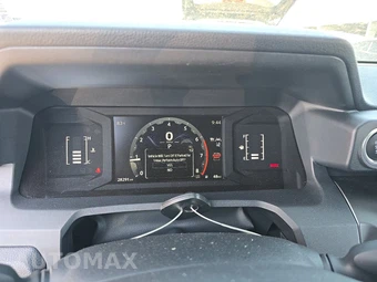 2025 Toyota 4Runner SR5 - miniatura 12