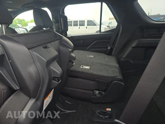 2025 Toyota 4Runner SR5 - miniatura 13