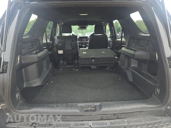 2025 Toyota 4Runner SR5 - miniatura 16