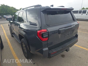 2025 Toyota 4Runner SR5 - miniatura 6