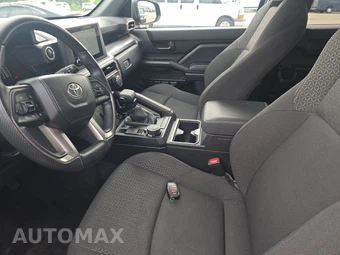 2025 Toyota 4Runner SR5 - miniatura 7