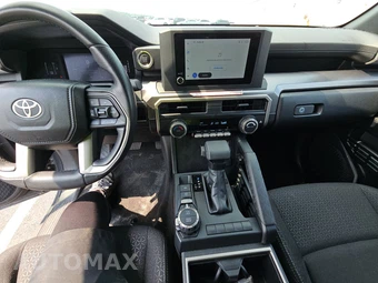 2025 Toyota 4Runner SR5 - miniatura 11