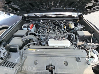 2025 Toyota 4Runner SR5 - miniatura 15