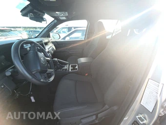 2025 Toyota 4Runner SR5 - miniatura 7