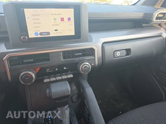 2025 Toyota 4Runner SR5 - miniatura 11