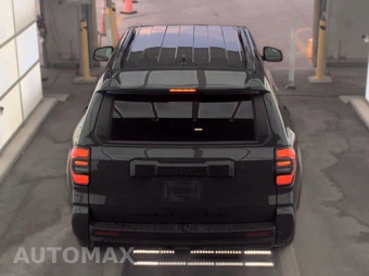 2025 Toyota 4Runner SR5 - miniatura 5