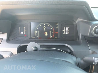 2025 Toyota 4Runner SR5 - miniatura 12