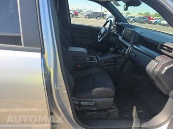 2025 Toyota 4Runner SR5 - miniatura 8