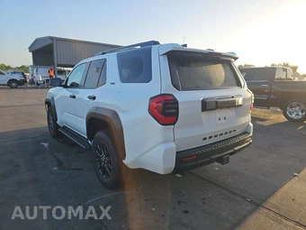 2025 Toyota 4Runner SR5 - miniatura 6