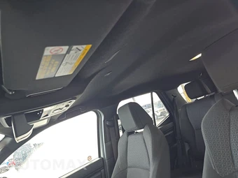 2025 Toyota 4Runner SR5 - miniatura 17