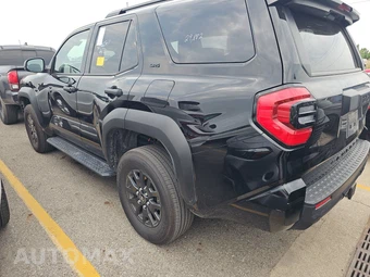 2025 Toyota 4Runner SR5 - miniatura 6