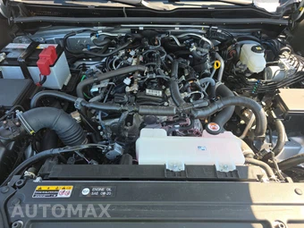 2025 Toyota 4Runner SR5 - miniatura 15
