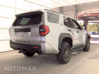 2025 Toyota 4Runner SR5 - miniatura 4