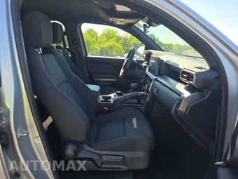 2025 Toyota 4Runner SR5 - miniatura 8