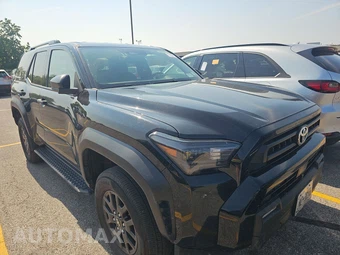 2025 Toyota 4Runner SR5 - miniatura 3