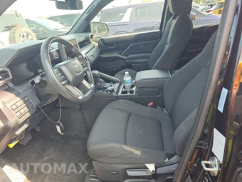 2025 Toyota 4Runner SR5 - miniatura 7