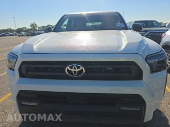 2025 Toyota 4Runner SR5 - miniatura 2