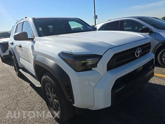 2025 Toyota 4Runner SR5 - miniatura 3