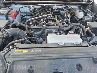 2025 Toyota 4Runner SR5 - miniatura 15