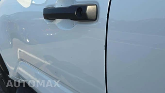 2025 Toyota 4Runner SR5 - miniatura 21
