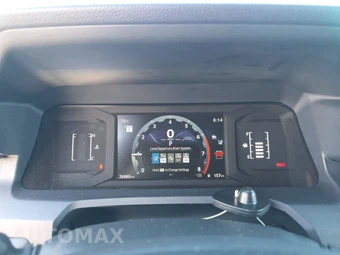 2025 Toyota 4Runner SR5 - miniatura 12