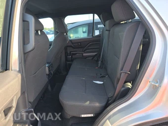 2025 Toyota 4Runner SR5 - miniatura 13